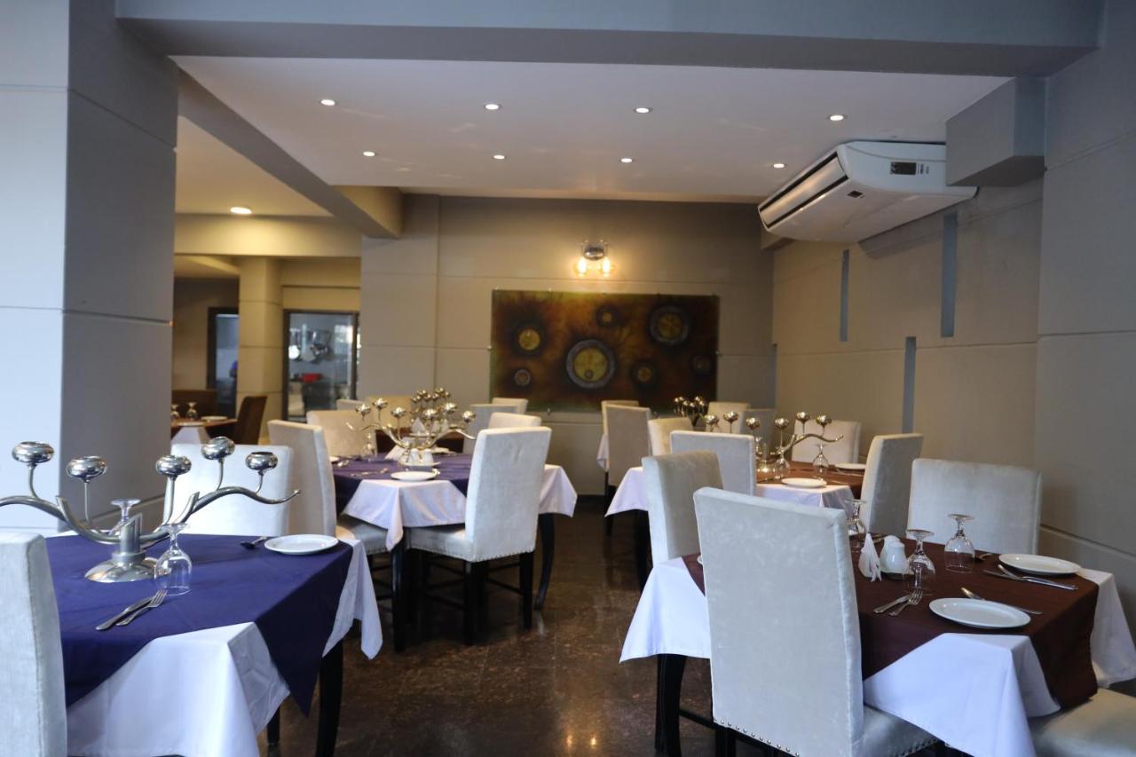 The Elite Residence Dhaka Esterno foto
